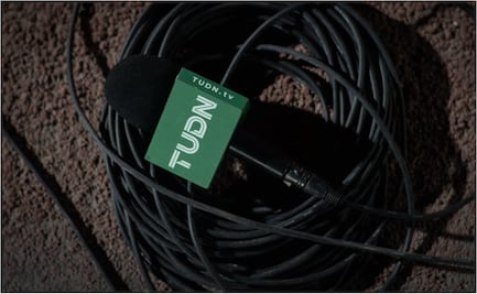 Comentarista de TUDN abandona Televisa previo al Mundial de Qatar 2022