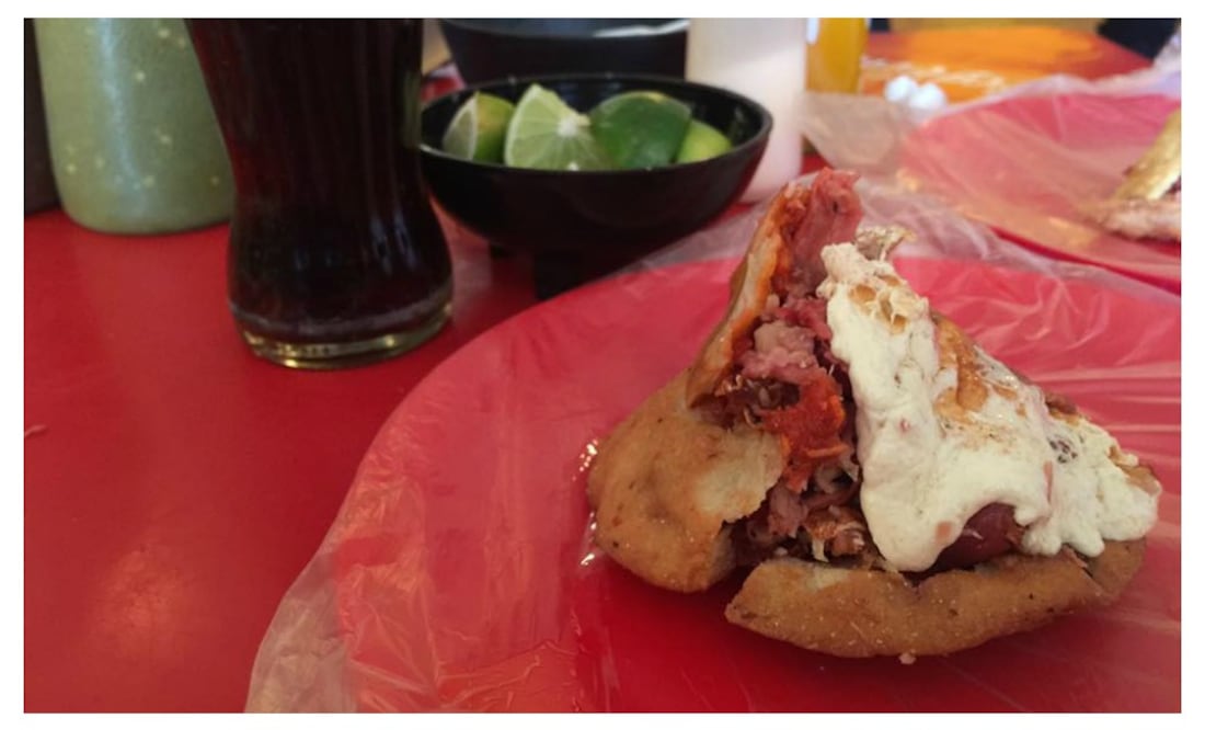 Cortesía: Ángel Leal Galicia (Facebook)/ la "Big Mama", especialidad de la casa