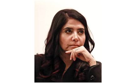 Barrales ocupa dos cargos a la vez, acusa corriente perredista