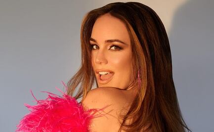 Camila Sodi posa en hermoso vestido cut out con aros metálicos