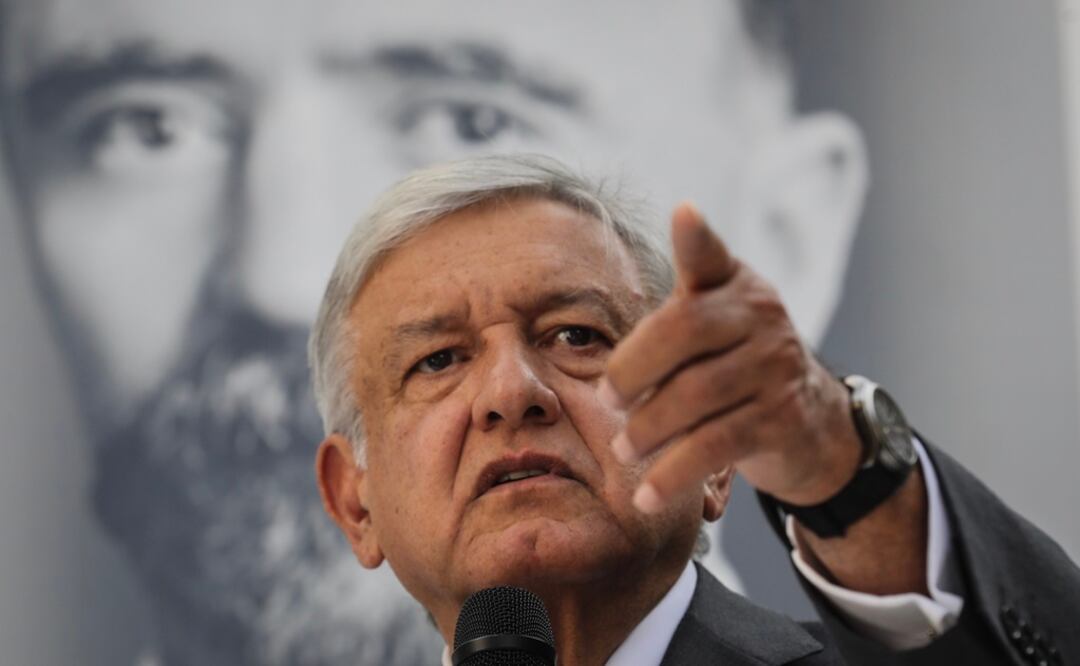 En la carta detalla que es la tercera ocasión que pide audiencia con López Obrador para hablar de su oferta. Foto: Juan Carlos Reyes