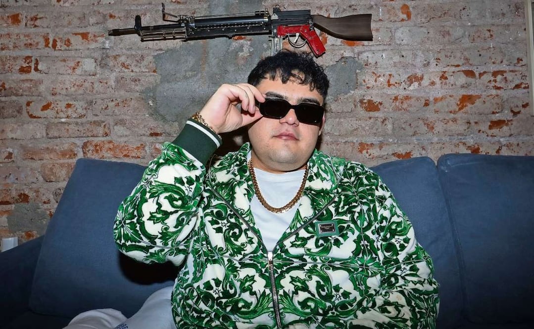 Uzielito tiene 28 años, produce su propia música y la de nuevos exponentes. Foto: LUIS CAMACHO/EL UNIVERSAL