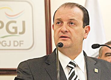 Rodolfo Ríos renuncia a Procuraduría capitalina