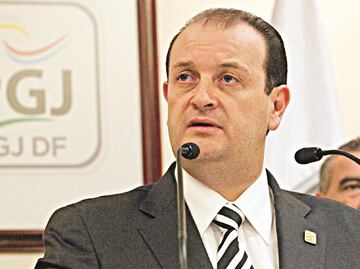 Rodolfo Ríos renuncia a Procuraduría capitalina