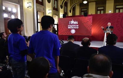 “Niños reporteros” cuestionan a AMLO sobre desapariciones de menores