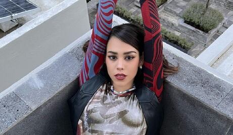 Danna Paola estrena peinado con el fleco relamido y nos encanta