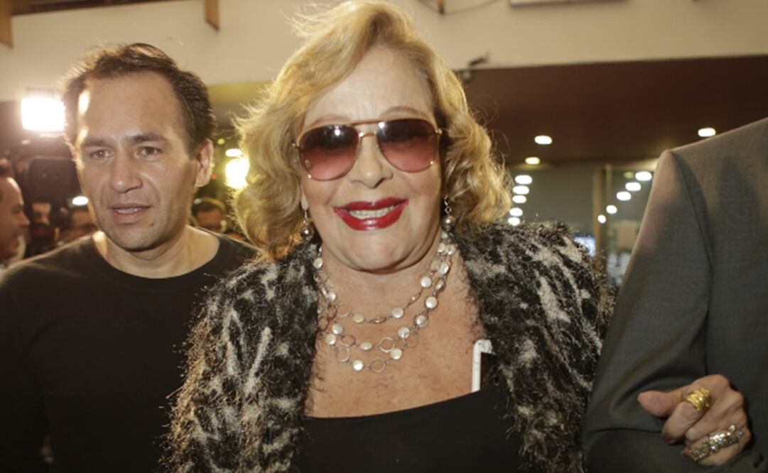 Silvia Pinal en la presentación del nuevo disco de Daniela Romo, "La voz del corazón", en el teatro insurgentes en 2015. Foto: EL UNIVERSAL.