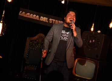 Ojitos de Huevo: "Chinga a los de arriba, la comedia es del pueblo"