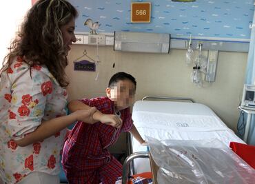 Capacitan a médicos en detección temprana de cáncer infantil