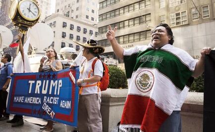 Acusan a fans de Trump por golpear y orinar a mexicano