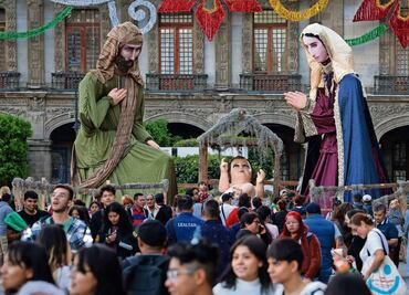 Llega nacimiento gigante al Zócalo