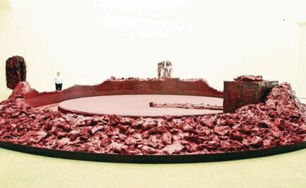 Anish Kapoor's exhibit extended until December 30