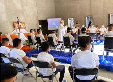 Por pandemia, personas privadas de la libertad en la CDMX realizan Viacrucis meditado