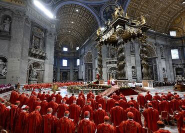 Con carreras, quien mejor ore y que sea cristiano; así se elige al papa, según los niños