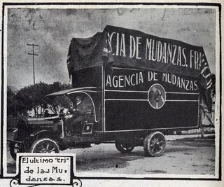 De los cargadores en carreta a los camiones de mudanzas