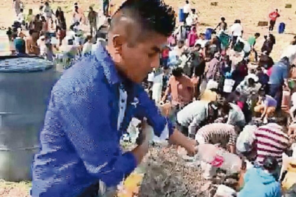 Reprueba robo de hidrocarburo. Andrés Manuel López Obrador pidió a los ciudadanos no proteger a los huachicoleros en el ilícito. (TOMADA DE VIDEO)