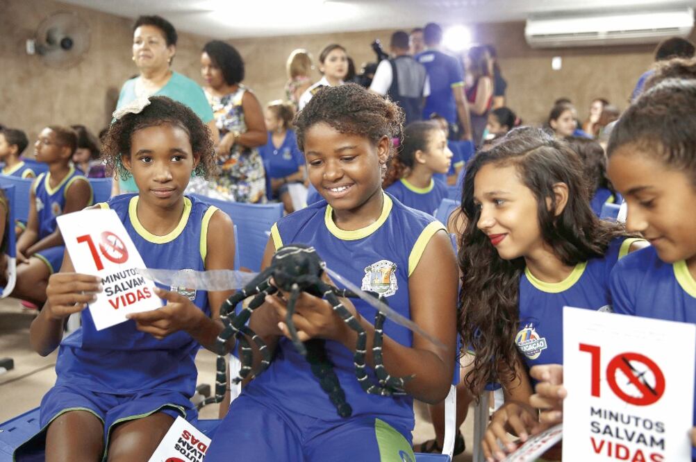 Las campañas de prevención en Río de Janeiro llegaron a las escuelas; la Secretaría de Salud ve bajo el riesgo de contagio (MARCELO SAYAO. EFE)