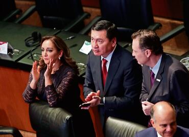 Prevén renunciar al PRI 4 senadores