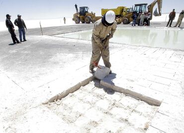 Morena pide fondos urgentes para buscar litio