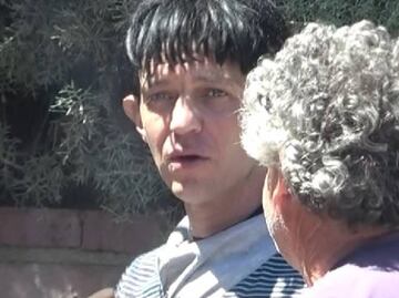 Alerta conducta del hijo de Camilo Sesto, no suelta la peluca de su padre y luce "sin dientes" y "como mujer"