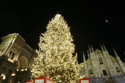 Escuelas de Italia se despiden de nacimientos y cánticos