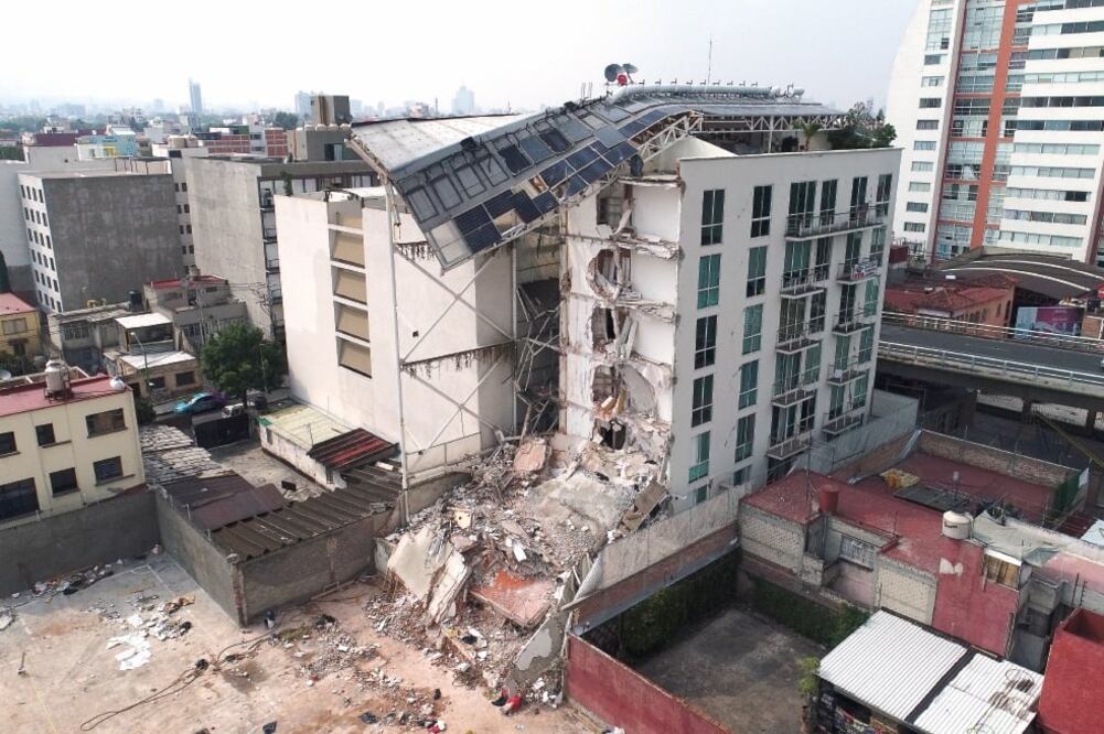 Organizaciones civiles, empresariales y académicas crearon la plataforma que dará seguimiento al uso de los recursos para la reconstrucción (ARCHIVO EL UNIVERSAL)