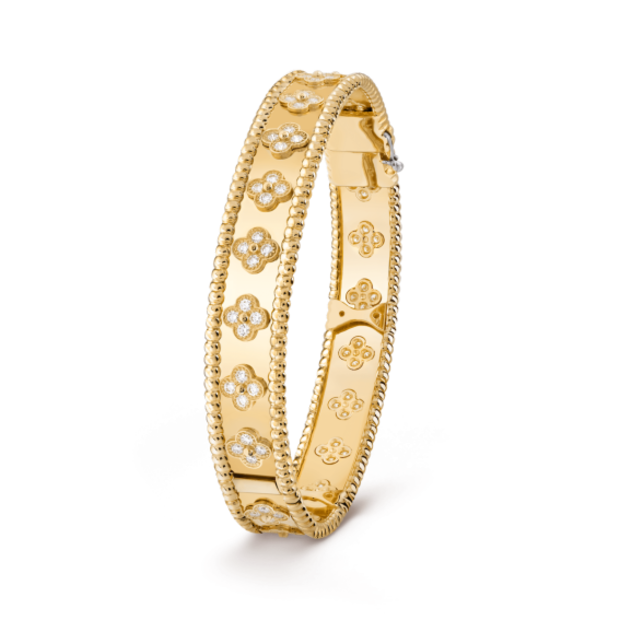 Inés Gómez Mont y su outfit de 1.2 millones de pesos