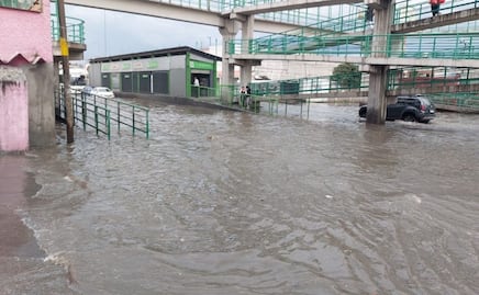 Suspenden servicio en líneas 1 y 4 del Mexibús por inundación de lluvia en Ecatepec