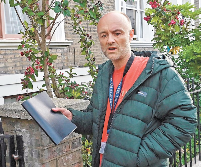 Enojo. La oposición laborista ha pedido una investigación sobre el viaje de Dominic Cummings a Durham. Foto: GLYN KIRK. AFP