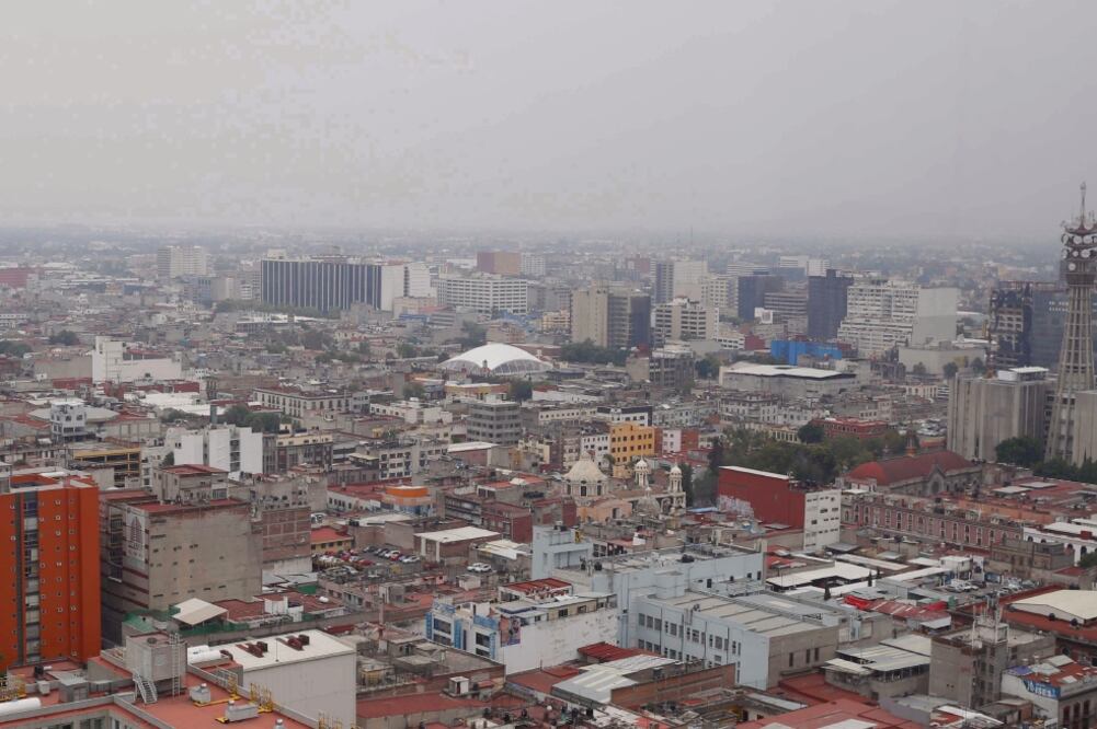 Los especialistas critican que programas como el Hoy No Circula ampliado, no se apliquen en todos los municipios de la Megalópolis (AGUSTIN SALINAS. EL UNIVERSAL)