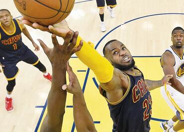 James contra la maldición