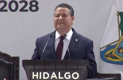 Toma protesta Julio Menchaca como gobernador de Hidalgo