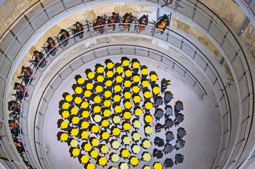 Eclipses for Shanghai es la obra del mexicano Pablo Vargas Lugo. La Bienal permanecerá hasta el 10 de marzo (FOTOS CORTESÍA BIENAL DE SHANGHAI)