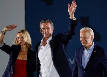 ¿Por qué en California están votando para ver si destituyen al gobernador?