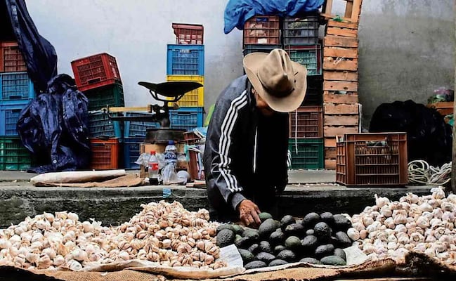 Mercados en Neza, víctimas de extorsión