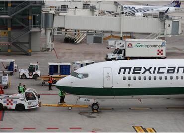 Mexicana de Aviación tiene dificultades para adquirir aviones, reconoce AMLO