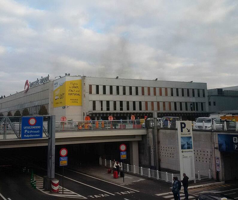 Al menos 34 personas murieron y más de 200 resultaron heridas en las explosiones que afectaron el aeropuerto y metro de Bruselas. (Foto: AP)