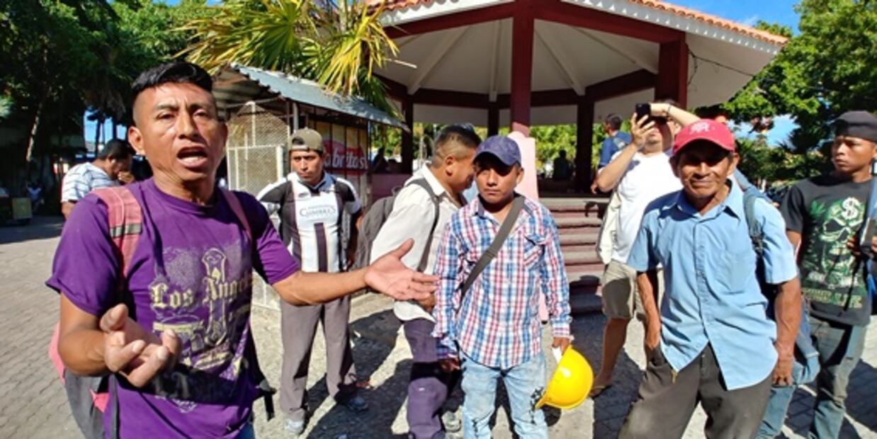 Protestan en Cancún por obras de remodelación del parque El Crucero