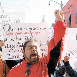Exigen libertad de dos activistas 
