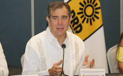 Reunirse con partidos es parte de la vida política, responde Lorenzo Córdova a AMLO