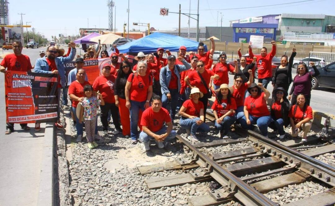 Maestros de Chihuahua se unen al reclamo nacional que mantienen docentes en todo el sur del país y bloquean vías del tren (31/05/2025). Foto: Especial