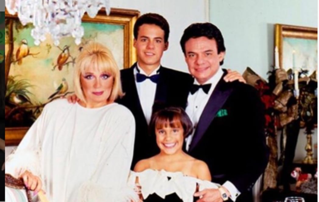 Anel, José Joel, José José y Marysol Sosa. Foto: Captura Instagram Anel