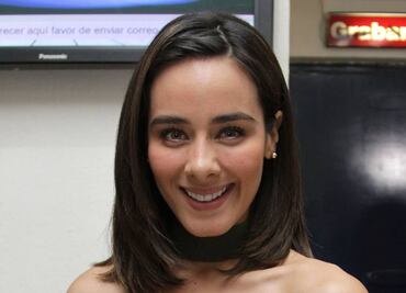 Esmeralda Pimentel se deja ver con Osvaldo Benavides