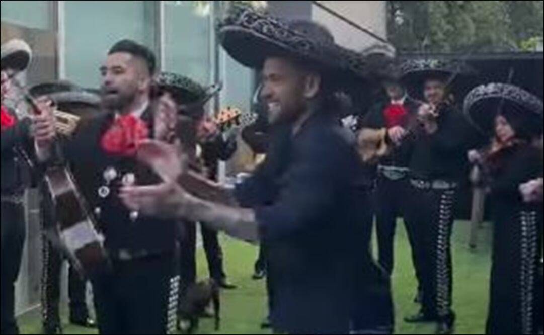 DANI ALVES FESTEJÓ SU CUMPLEAÑOS A LA MEXICANA - FOTO: ESPECIAL
