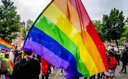 Europa critica ley húngara que prohíbe "promocionar" la homosexualidad entre menores