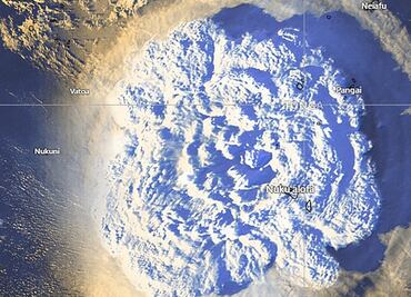 Explosión de volcán de Tonga impacta costas de Japón, Chile y EU