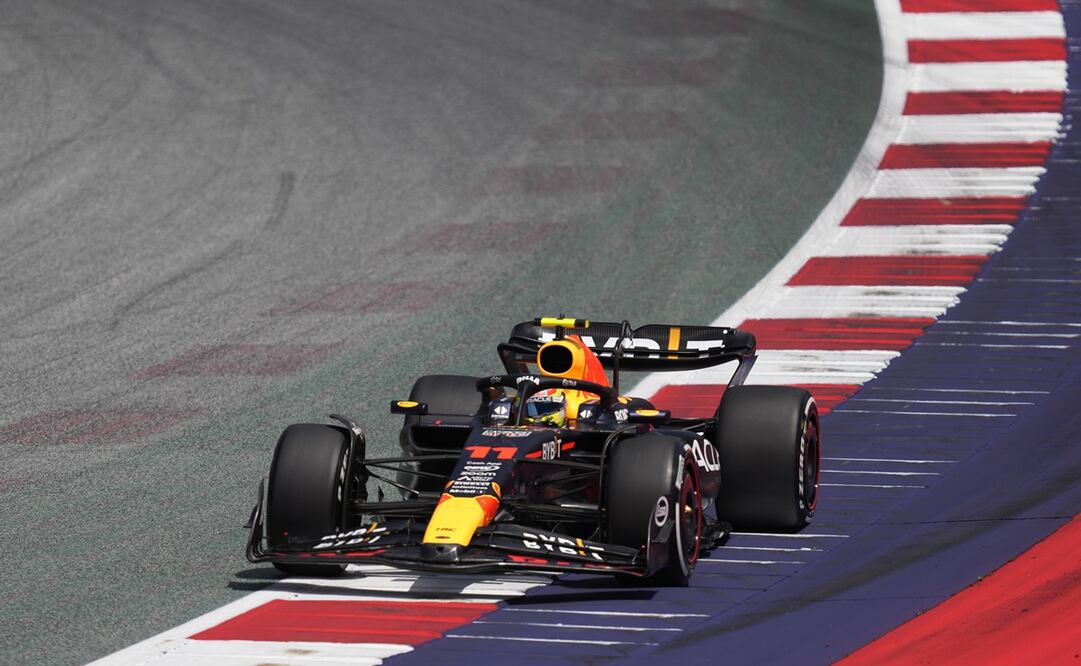 Checo Pérez sufre en el Gran Premio de Austria / Foto: AP