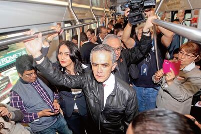 Tras 19 meses de suspensión, reabren 5 estaciones de la L12