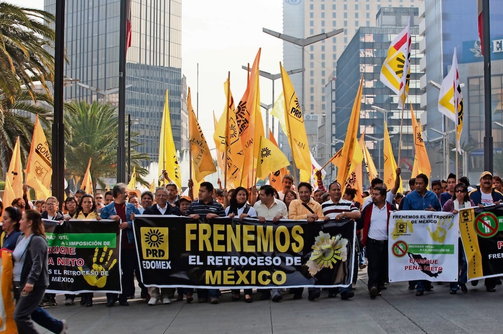 El partido del sol azteca recibe un financiamiento público mensual de 39 millones 377 mil 785 pesos. Foto: Archivo | El Universal