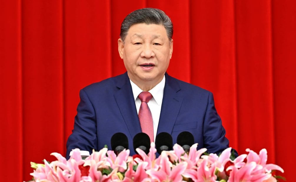 El presidente chino, Xi Jinping, también secretario general del Comité Central del Partido Comunista de China y presidente de la Comisión Militar Central, habla en la reunión de Año Nuevo celebrada por el Comité Nacional de la Conferencia Consultiva Política del Pueblo Chino (CCPPCh) en Beijing el miércoles 31 de diciembre de 2025. Foto: AP
